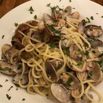 ダコージ - ボンゴレ(あさりたっぷり)スパゲッティ