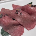 Nikugyuu Zushi Shabu Yakiniku Ni Tasu Kyuu - 