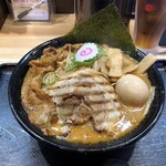 マルキン本舗 - 3回目。百年マルキン味噌ラーメン。¥1,310が¥500！