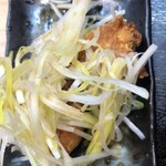 マルキン本舗 - 1回目のネギ唐揚げ。