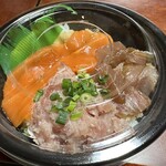 魚丼 - 【2024.1.27(土)】59:漬けサーモン漬けまぐろ漬けネギトロ丼（並盛）595円