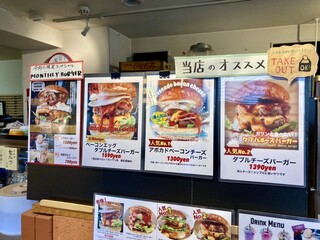 マグズカフェ - 店内注文口横メニュー。