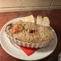 カルネジーオ イースト - 