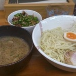 チャーシューつけめん、へためし
