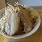 ラーメン荘 ヤマロク - 料理写真: