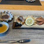 日比谷 蟹みつ - 茹でかには無言でいただく