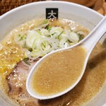 大島 - 熱々のスープ。