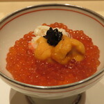 大宮 鮨 貴山 - 雲丹いくらかに小丼。