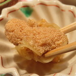 大宮 鮨 貴山 - 鱈の子の煮付け。
