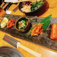 焼肉トラジ 京橋店 - キムチ