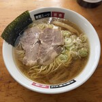 地鶏中華そば 祥秀 - 中華そば