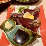 Toribyuto - 名物の鰹タタキ