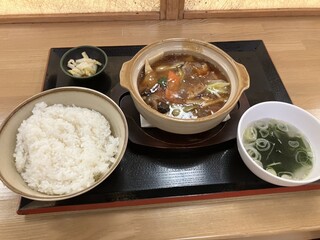 Keiou Takao San Onsen Gokurakuyu - 牛肉あんかけ煮込み定食 ご飯大盛り