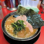 豚骨醤油ラーメン 王道家 - 