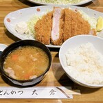 とんかつ 大倉 - 美味しい豚汁にホッとするー(*´Д｀*)