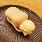 鮨おばな - 館林産の玉子のアイス最中