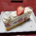 シンフラ - 苺のショートケーキ