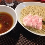 らぁ麺やまぐち - 鶏つけそば 味玉
                                