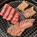 和牛放題の殿堂 宇田川町 肉屋横丁 - 