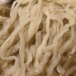 232754916 - 絶妙な茹で加減の細ちぢれ麺✨