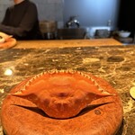 pesceco - 【多比良ガネ】★★★★
      朝獲れの雌の剥き身と蟹味噌。
      島原の手延べ素麺を蟹味噌のエキスと甲羅のお出汁に絡めて