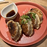 GYOZA SHACK - SHACK GYOZA (焼) -シャックソース-