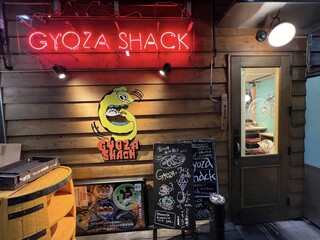 GYOZA SHACK - 外観