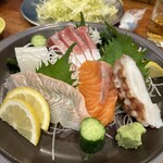 やき鳥三太郎 - 刺身5種盛り