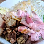 極肉麺 たいし - みやむ〜のニンニク極肉あぶらそばの麺量大(350g)