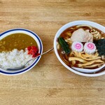 みやご食堂 - 料理写真:中華そばとミニカレー