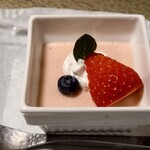 食べるお宿 浜の湯 - デザートは苺淡雪