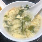 天福 餃子酒場 - おかわり無料のスープ