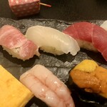 魚粋亭 - 大トロもいいけど、赤身が美味しかった