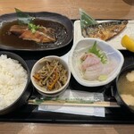 Toyosu Shijou Sakana Sakaba Uosei - 魚河岸定食　1,350円
