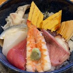 寿司割烹　海老寿司 - ランチ(ちらし)¥980