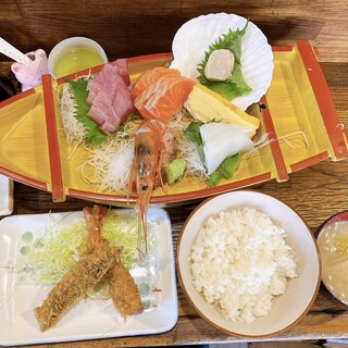 味の食彩館 - 料理写真:特別さしみ定食1200円税込