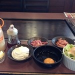 Okonomiyaki Teppanyaki Tokugawa - パンケーキランチ、アイスは後から出てきます