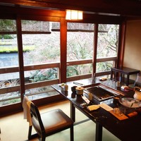 黒茶屋 - 桜の個室