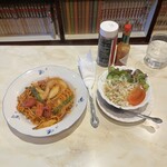 ジュリアン - 朝からしっかり。