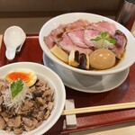 燃えよ麺助 - 