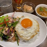 タイ料理キングサイアム - 