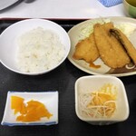 魚市場食堂 - アジフライ定食