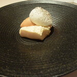 リストランテ カノフィーロ - 柿とマスカルポーネのティラミス　キャラメルのジェラート