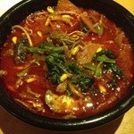 韓国料理 豚肉専門店 福ブタ屋 - ユッケジャンは、具沢山