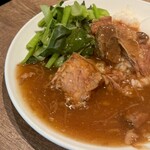Aichun - 牛バラ肉ご飯