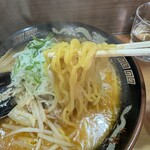 東京味源 - 麺リフト