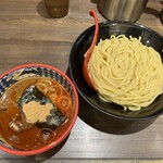 三田製麺所 - つけ麺(大盛)＋辛味増し