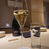 天ぷら成 - まずはスパーリングワインで乾杯☆