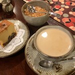喫茶 美術館 - ★★★★ラム酒のケーキと★★★★カフェオレ　