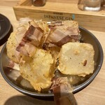 大衆から揚げ酒場 まりお - 大根の唐揚げ